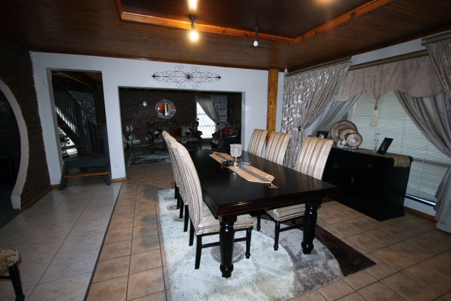 4 Bedroom Property for Sale in Riebeeckstad Free State